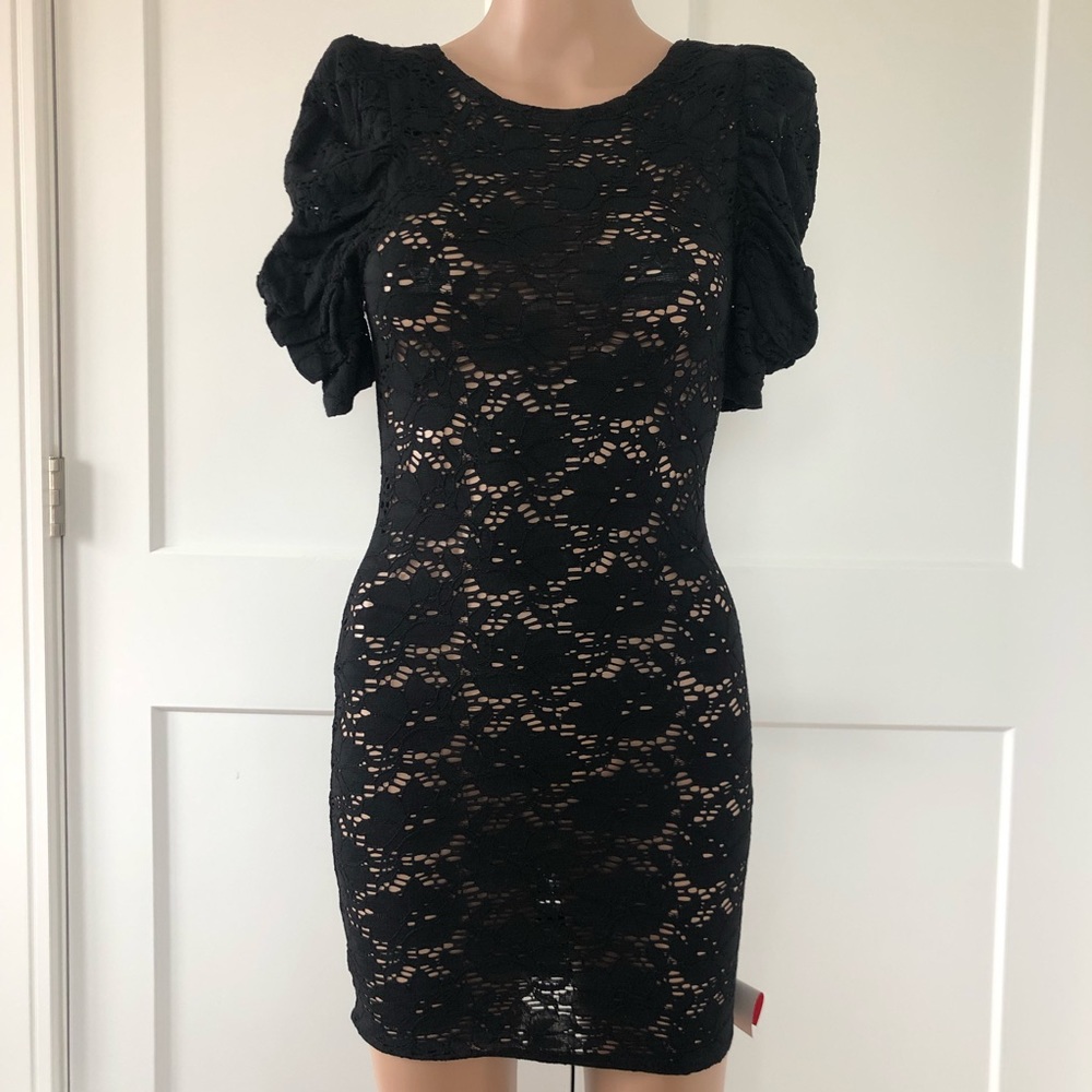 Asos Petite Black Lace Puffy Short Sleeves Dress 0